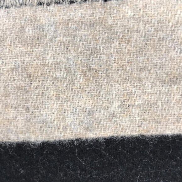 HERMES - Gray Beige Black Cashmere Scarf - Picture 4 of 5